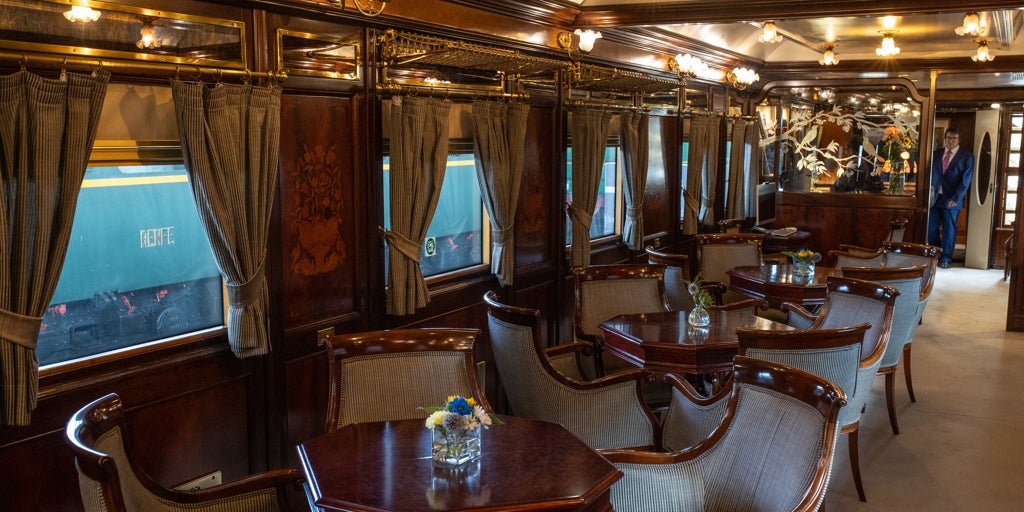 El tren Al-Ándalus celebra su 40º aniversario con una ruta renovada que incluye parada en Madrid