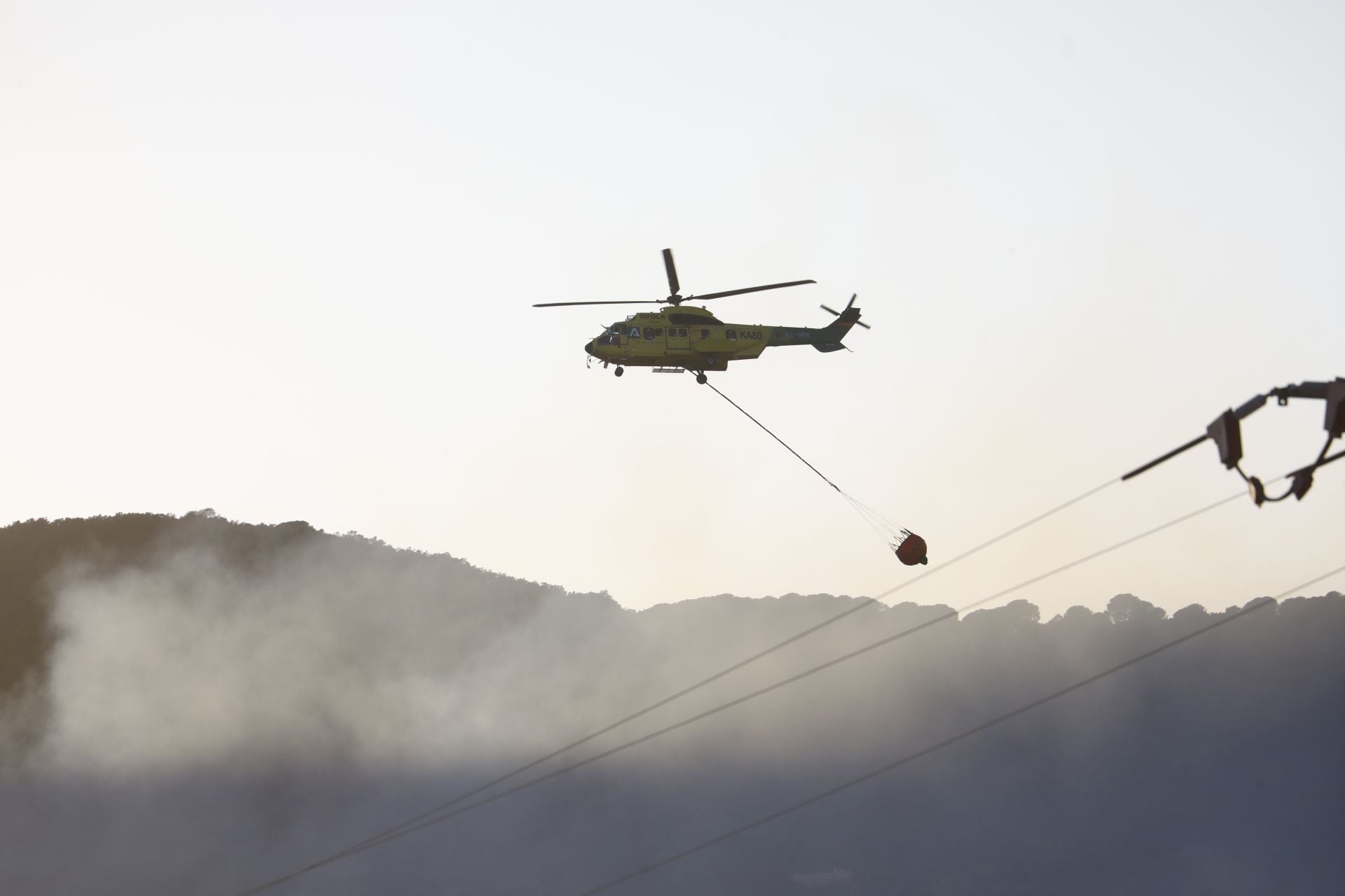El incendio en la zona del Castillo de la Albaida en Córdoba, en imágenes