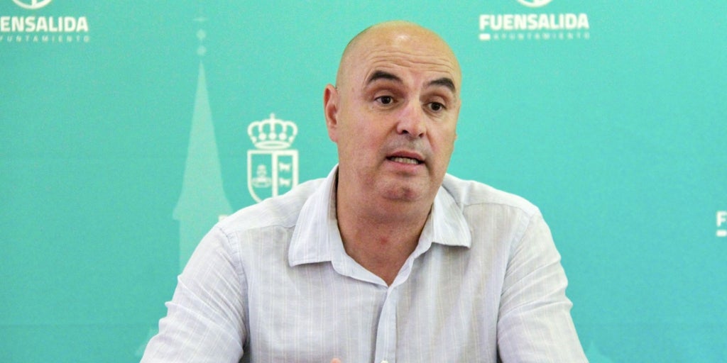 El alcalde de Fuensalida acusa al portavoz socialista de manipular y «falsear» un asunto económico