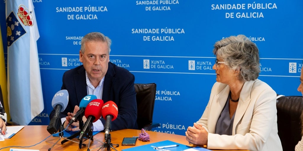 Sanidade asegura que el concierto de los hospitales con la USC no influye en tener Medicina en La Coruña