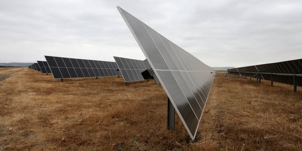 El TSJA anula la licencia para el parque fotovoltaico entre Bujalance y Montoro