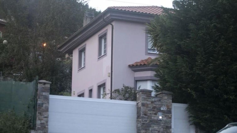 Los padres acusados de encerrar a sus hijos durante años en la 'casa de los horrores' en Oviedo se enfrentan a 25 años de cárcel
