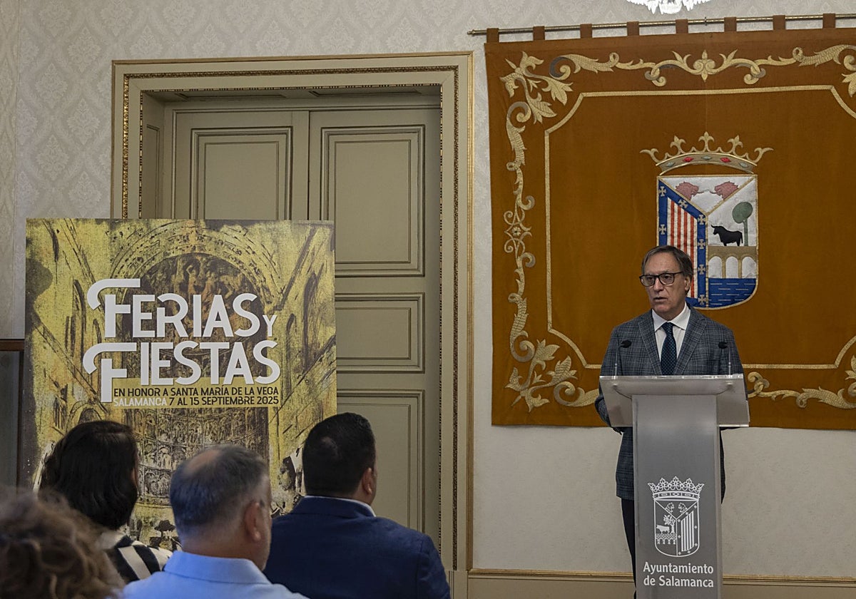 El alcalde de Salamanca, Carlos García Carbayo, presenta el programa de las Ferias y Fiestas 2025