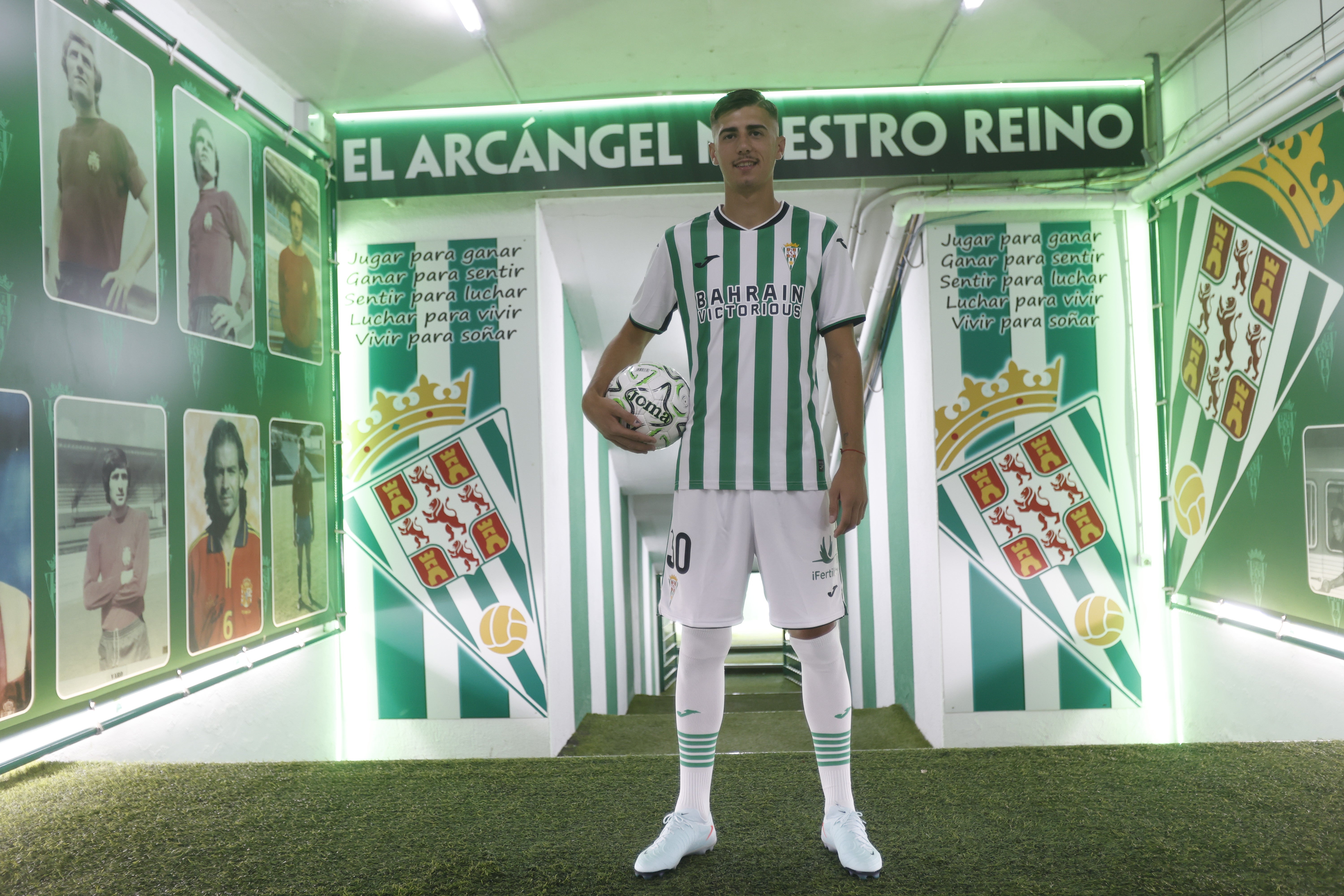 Las mejores imágenes de la presentación de Kevin Medina, Dani Requena y Diego Bri con el Córdoba CF