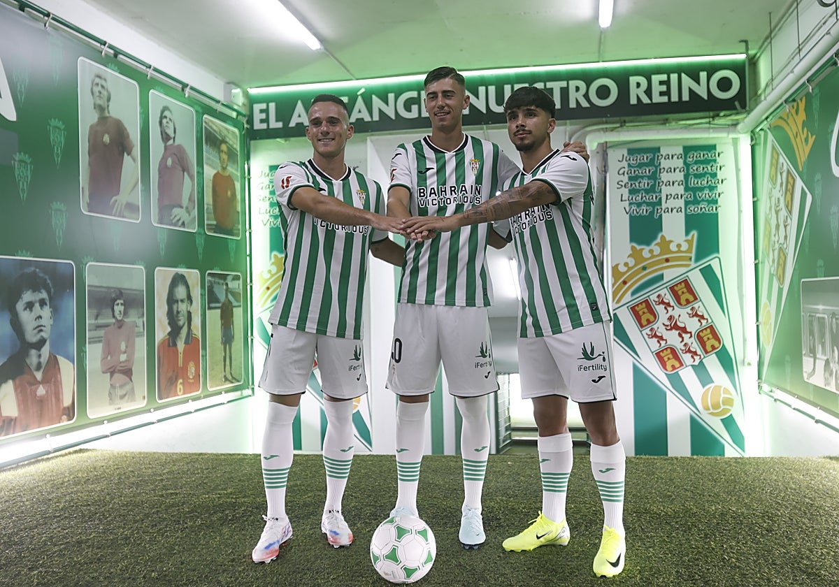 Diego Bri, Dani Requena y Kevin Medina en su presentación como jugadores del Córdoba CF