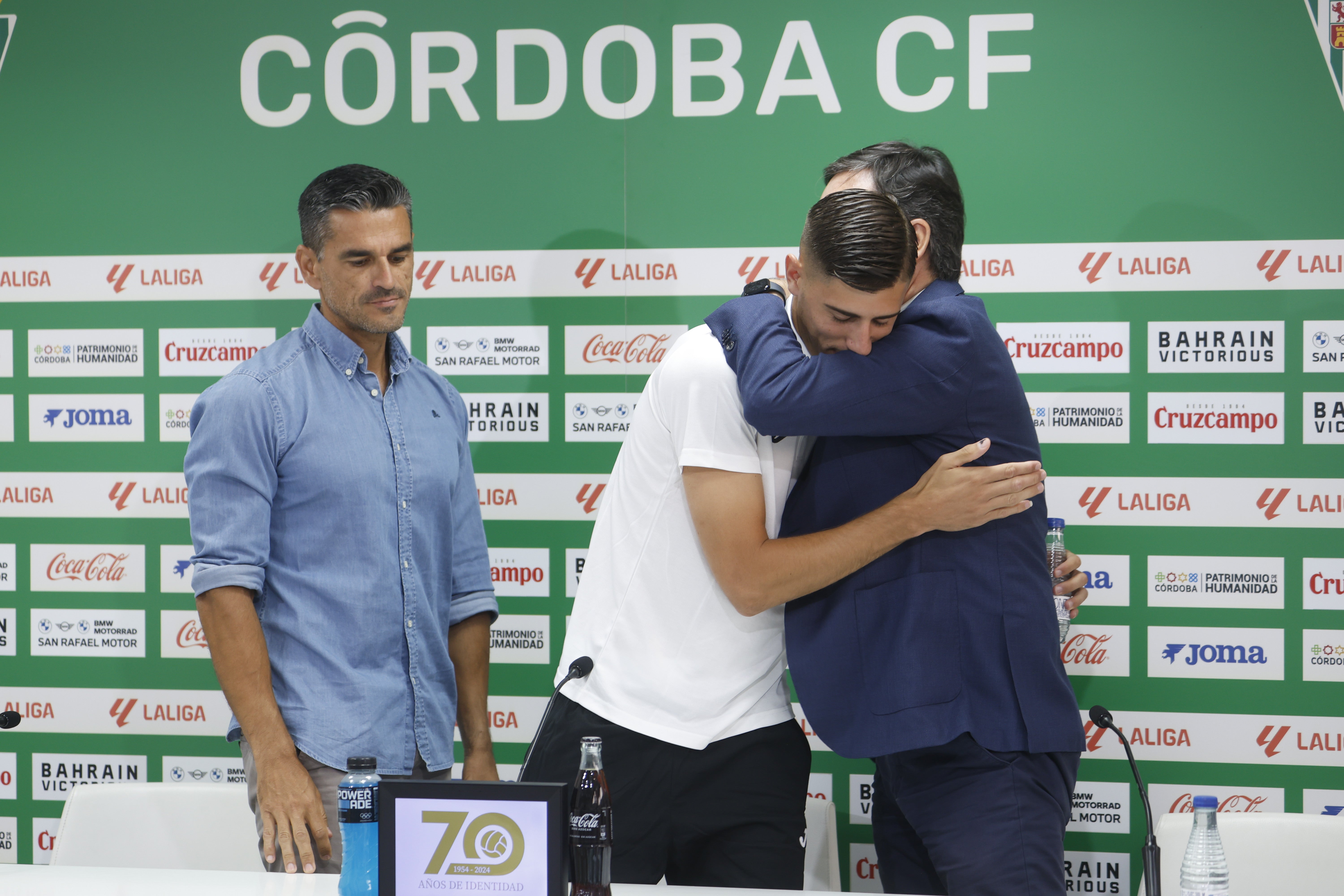 Las mejores imágenes de la presentación de Kevin Medina, Dani Requena y Diego Bri con el Córdoba CF