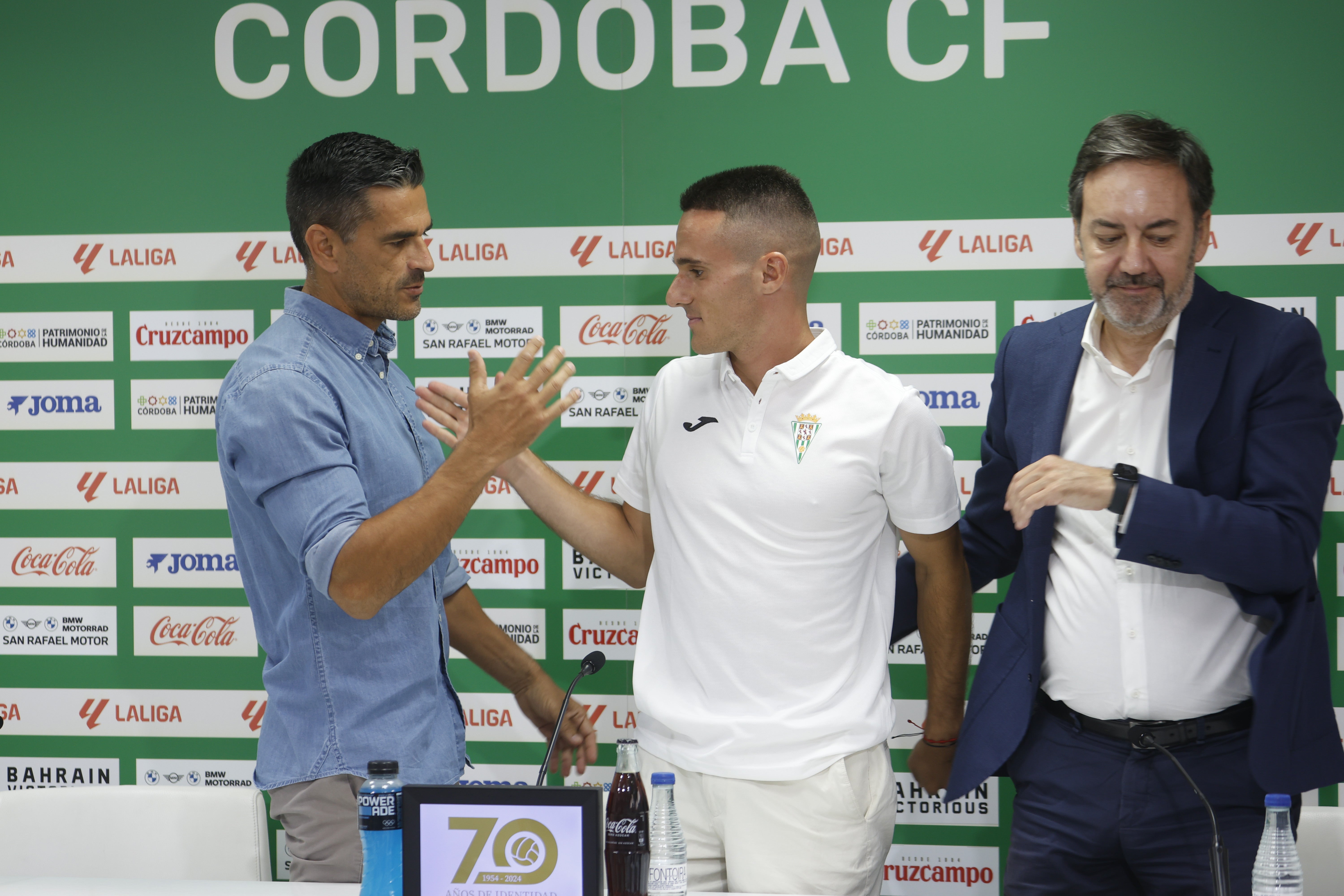Las mejores imágenes de la presentación de Kevin Medina, Dani Requena y Diego Bri con el Córdoba CF