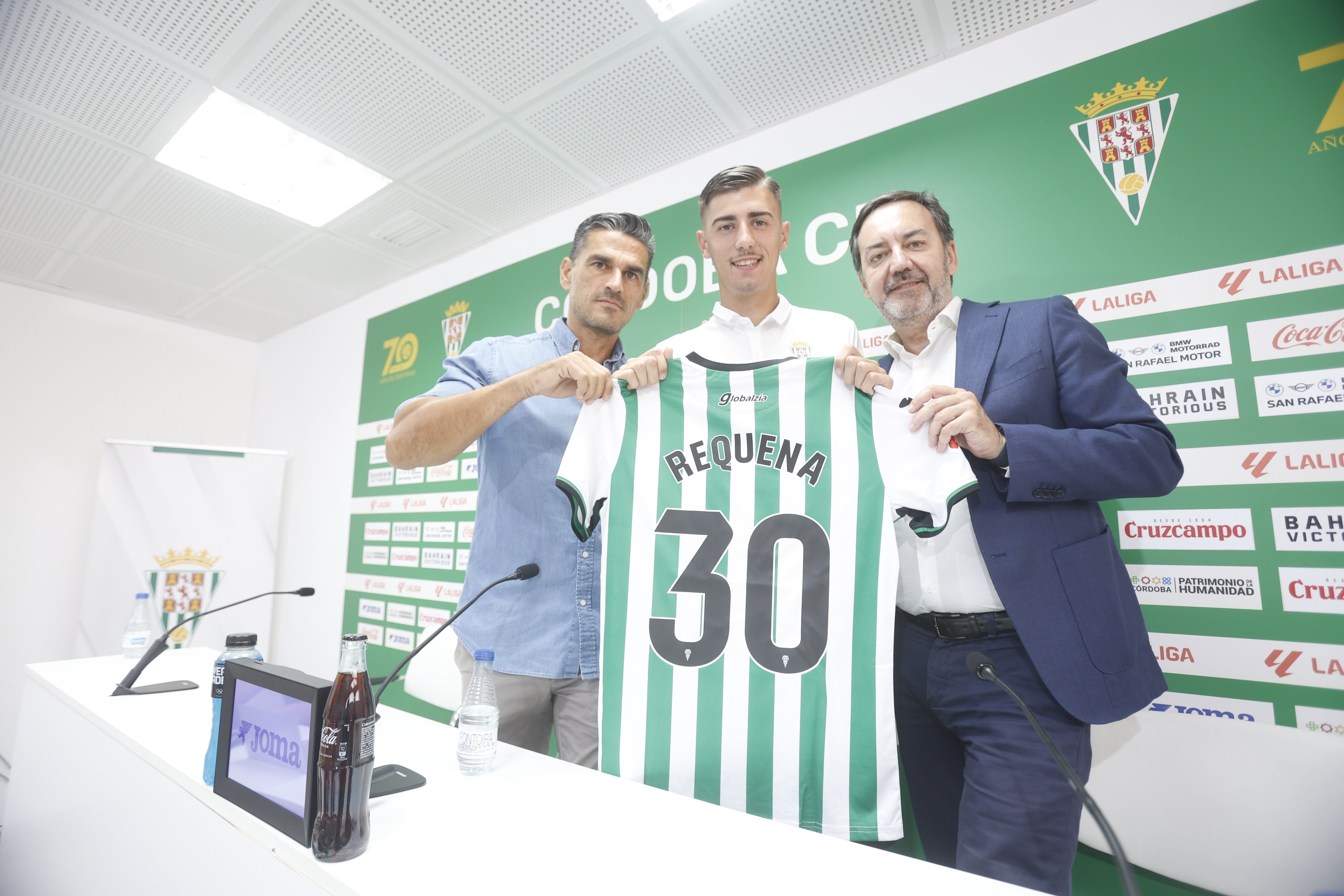 Las mejores imágenes de la presentación de Kevin Medina, Dani Requena y Diego Bri con el Córdoba CF