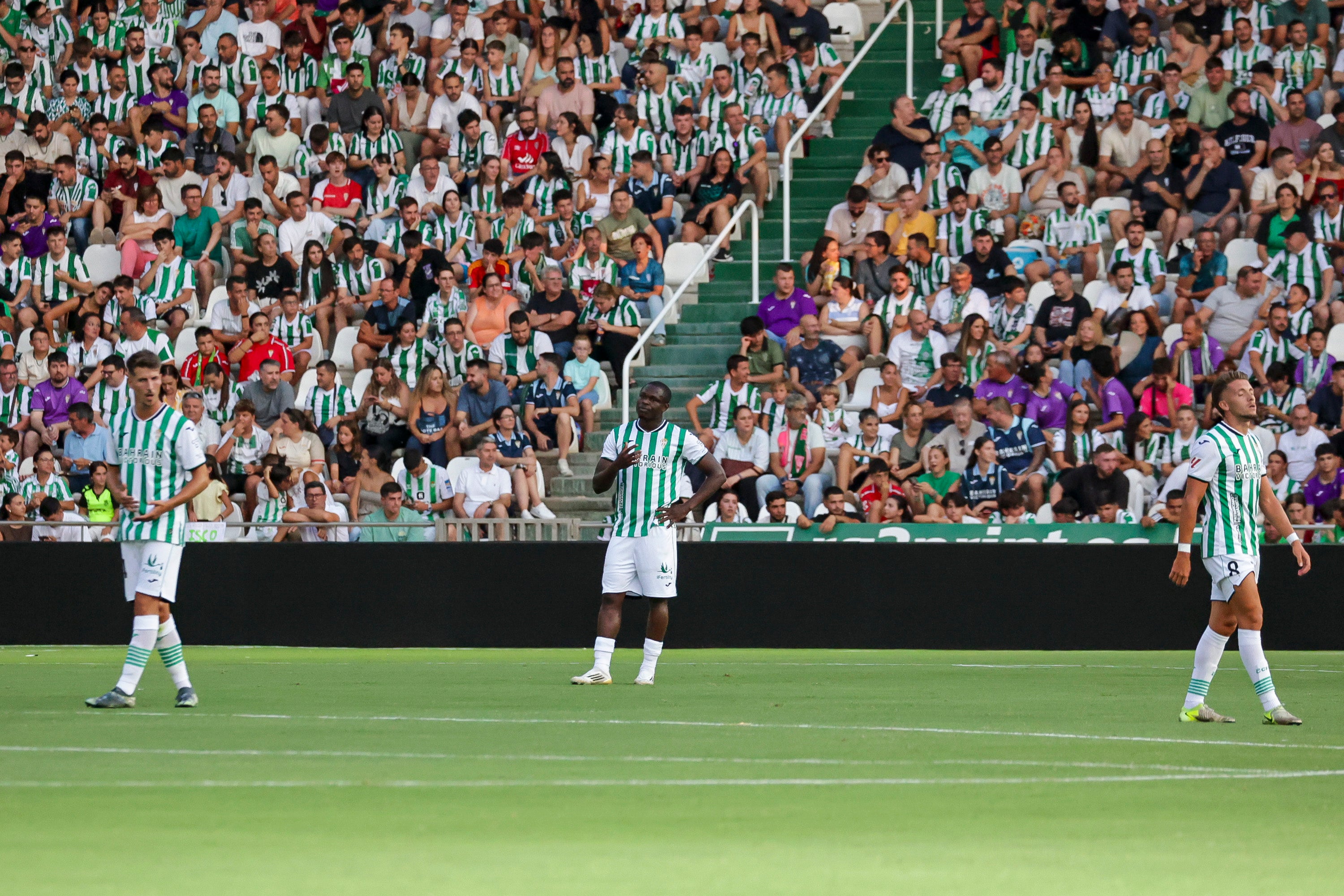 Las imágenes del ambientazo en el Arcángel en el Córdoba CF-Real Betis