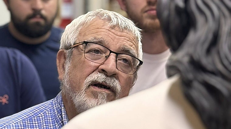 Juan Manuel Miñarro, ante el Señor de las Penas