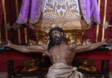 El Cristo de la Misericordia vuelve al culto con nuevos clavos tras su restauración