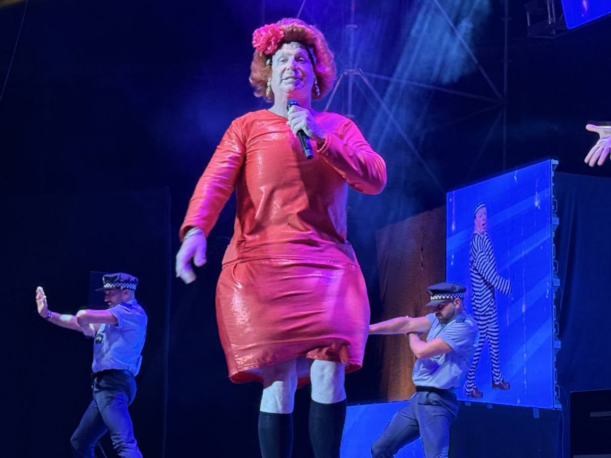 La desternillante actuación de Los Morancos en Lucena, en imágenes