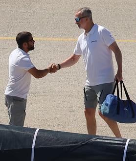Imagen secundaria 2 - El reencuentro del Rey con la tripulación del Aifos inaugura las vacaciones oficiales en Palma