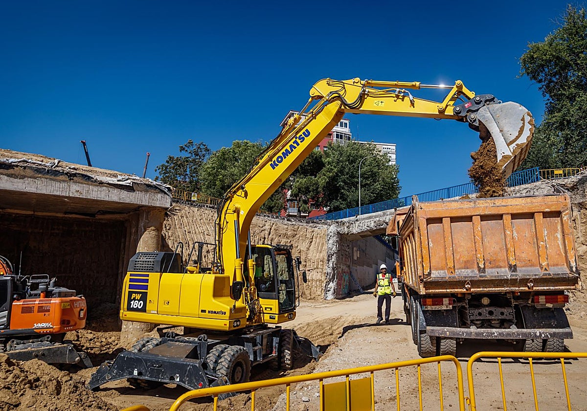 Inicio de la excavación del futuro túnel