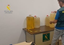 Un empleado estafa 70.000 euros a la distribuidora de aceite donde trabajaba en Alicante falsificando notas de entrega