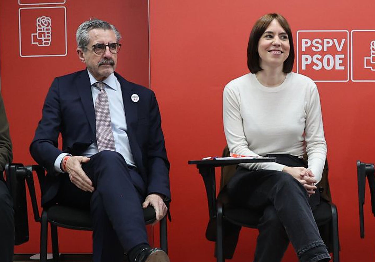 Imagen de archivo del comisionado para la reconstrucción tras la dana y presidente del PSPV, José María Ángel, y la líder de los socialistas valencianos, Diana Morant