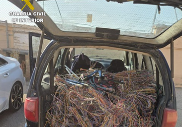 Tres detenidos en Cuenca por el robo de cobre en el cableado telefónico de la CM-220
