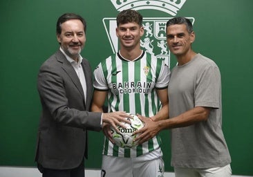 Mariano Carmona sale del Córdoba CF, cedido al Alcorcón en Primera RFEF