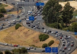 Última hora del tráfico, en directo: estado de las carreteras y atascos en Sevilla, Cádiz, Huelva, Málaga, Almería, Granada, Córdoba y Jaén