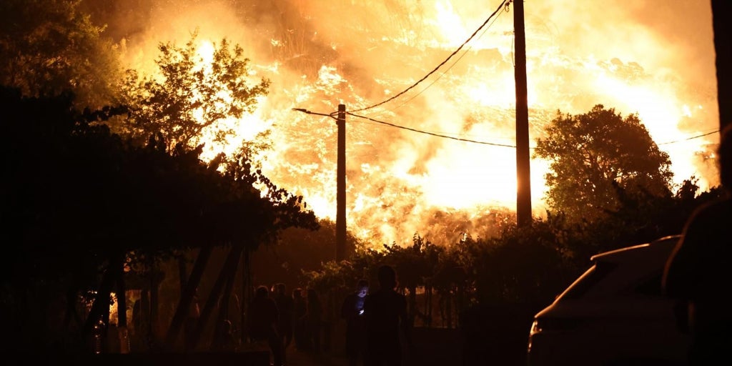 Investigan a tres vecinos por causar tres fuegos forestales vinculados a trabajos agrícolas