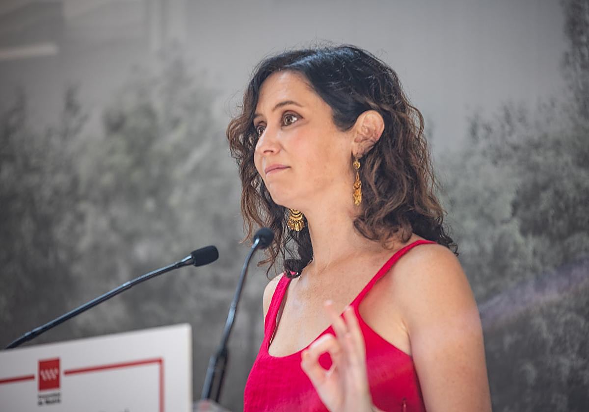 Ayuso desmonta a Illa y le acusa de «freír a los catalanes» con impuestos: «Madrid no es insolidaria, aporta el 70% de la caja común»