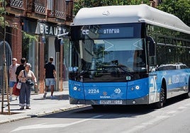 La EMT modifica el itinerario de nueve líneas de autobuses en Atocha por las obras en la línea 11 de Metro