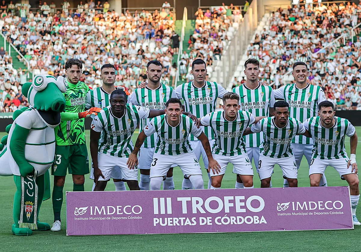 El once inicial del Córdoba CF en el Trofeo Puertas de Córdoba