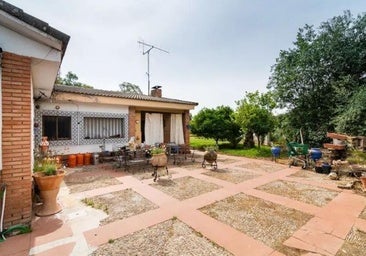 La casa de casi 900 metros cuadrados en El Brillante en Córdoba que puedes comprar por solo 198.000 euros