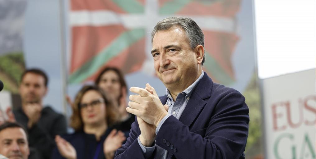 El PP insiste en vincular al PNV con la trama Cerdán: «Esteban está en ...