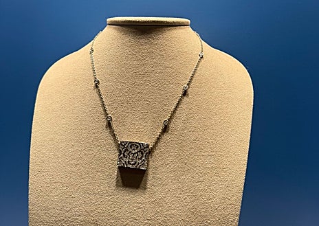 Imagen secundaria 1 - Joyas exclusivas de la colección de Nardi que se podrán visitar en la joyería marbellí Gómez & Molina