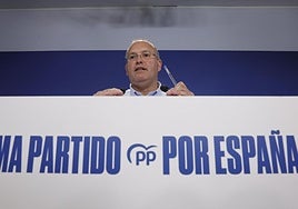 Génova elude el choque frontal tras la polémica de Jumilla: «Sólo beneficia a PSOE y Vox»