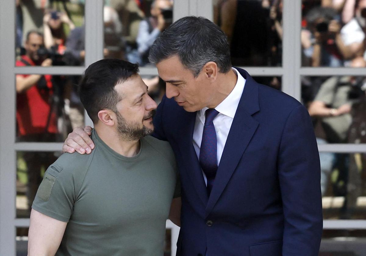 Sánchez habla con Zelenski para brindarle su total apoyo en la negociación con Rusia y EE.UU.: Nada de Ucrania sin Ucrania