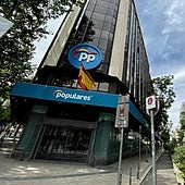 Génova y la jerarquía eclesiástica guardan silencio ante los ataques de Abascal a la Iglesia