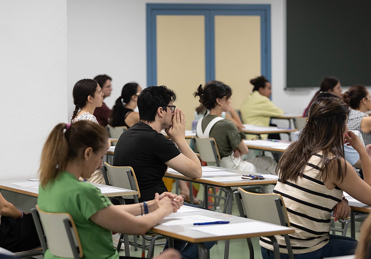 Jóvenes durante una prueba selectiva