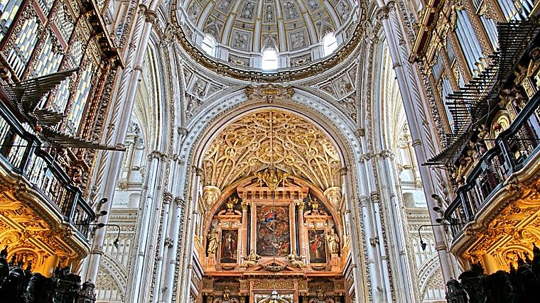 Interior de la Mezquita de Córdoba
