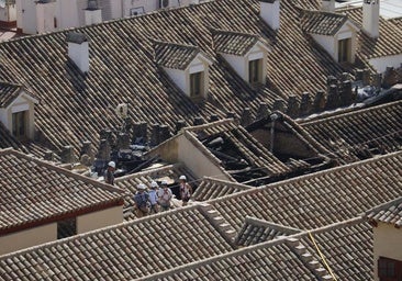 El Cabildo pagará toda la restauración de la Mezquita tras el incendio, que rondará el millón de euros