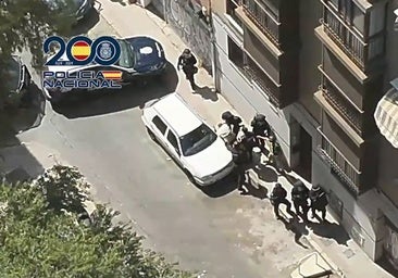 Siete detenidos y tres heridos tras una reyerta familiar con rehenes en Madrid