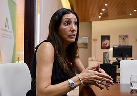 Andalucía acusa a Pedro Sánchez de «hechos xenófobos» en el reparto de menores