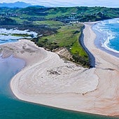 Esta playa de Cantabria es una de las más bonitas del mundo, según National Geographic: dónde está y cómo llegar