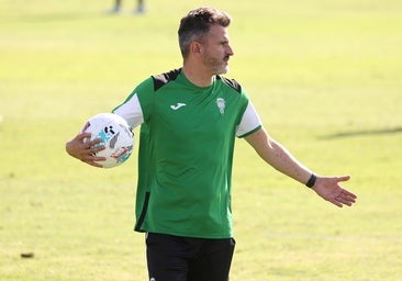 El posible once con el que el Córdoba CF debutará frente al Sporting de Gijón