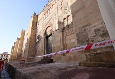 El sector turístico, aliviado tras eludir una «catástrofe económica» por el incendio de la Mezquita