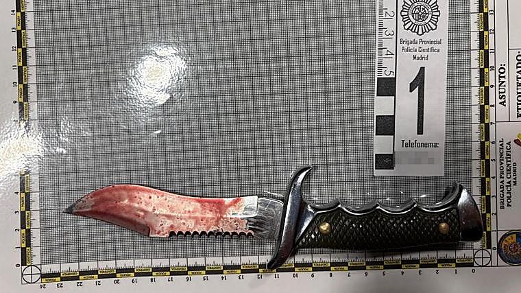 Un kosovar mutila a un joven con un machete militar a la salida de una discoteca de Usera