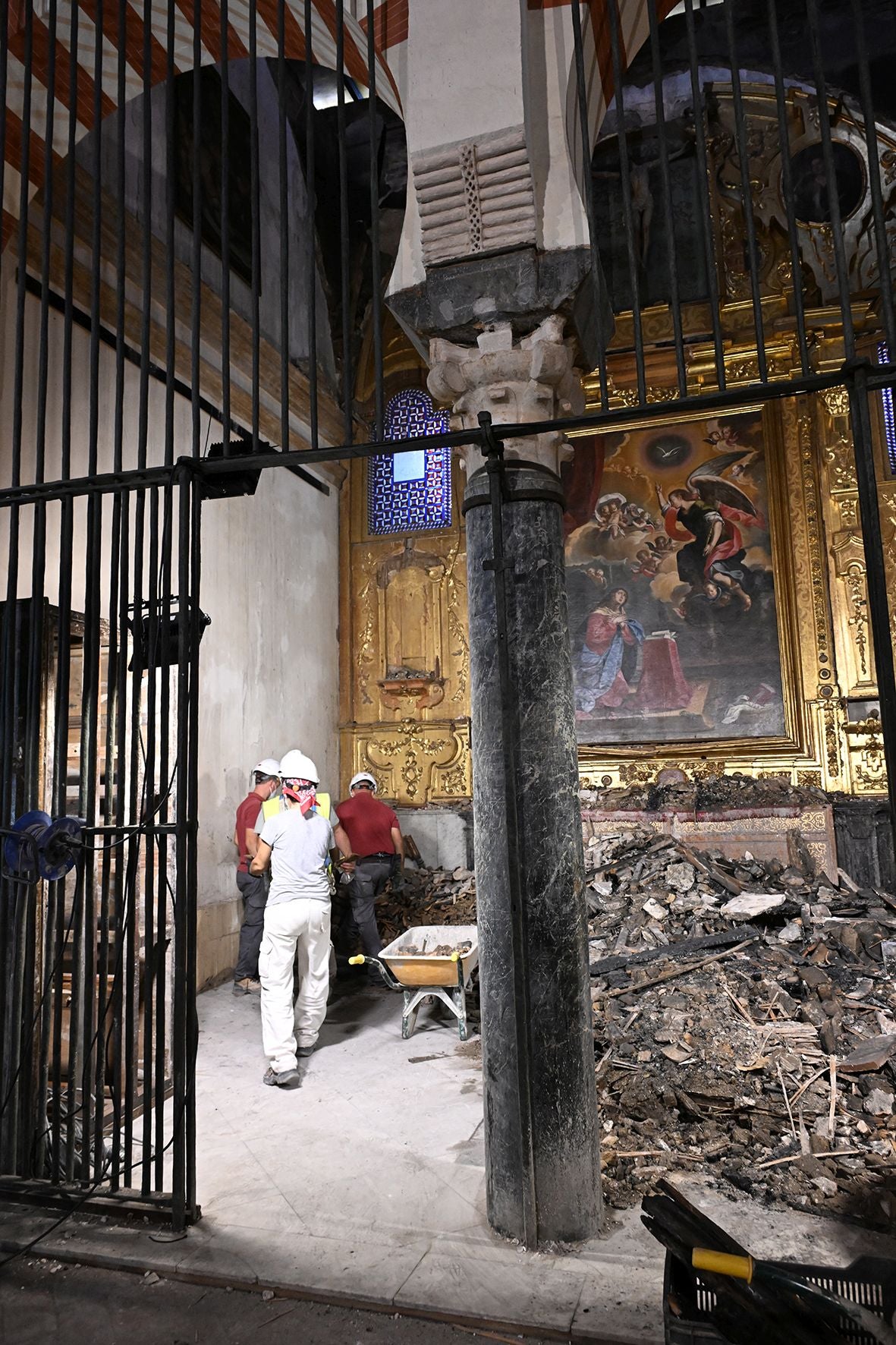 Así avanzan las obras en el interior de la Mezquita de Córdoba tras el incendio