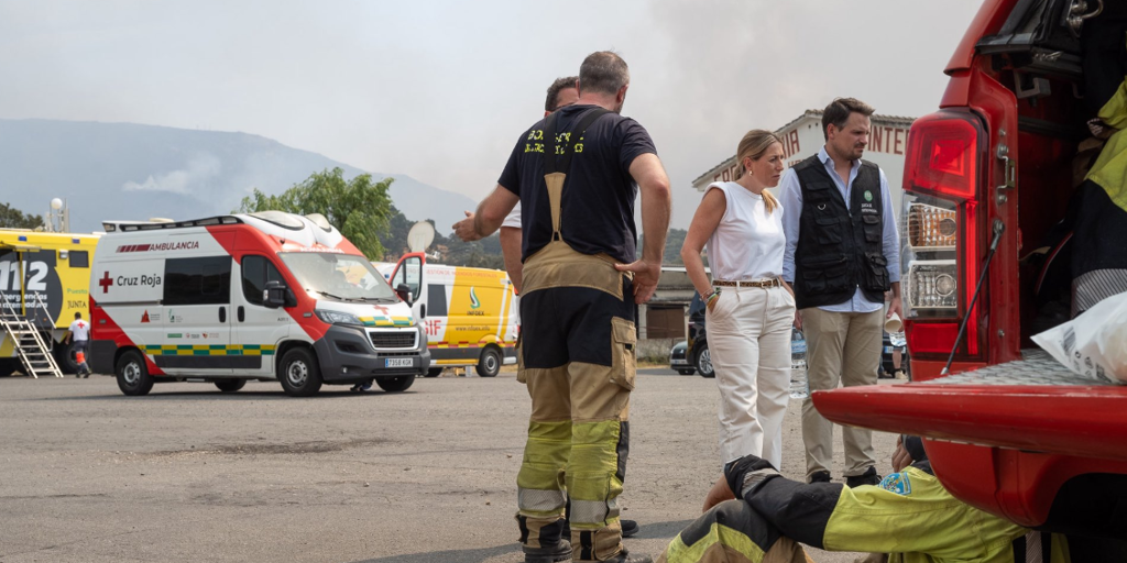 Rescate en Cabezabellosa: así se evacuó a 19 vecinos que se resistían a dejar sus casas mientras las llamas envolvían su pueblo