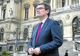 Indignación por las palabras del alcalde de Bilbao: «No queremos convertirnos en ningún pueblo del sur del Estado»