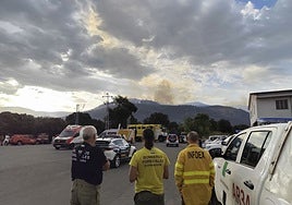 Los irreductibles de Cabezabellosa: una quincena de vecinos se atrinchera en un pueblo de Cáceres