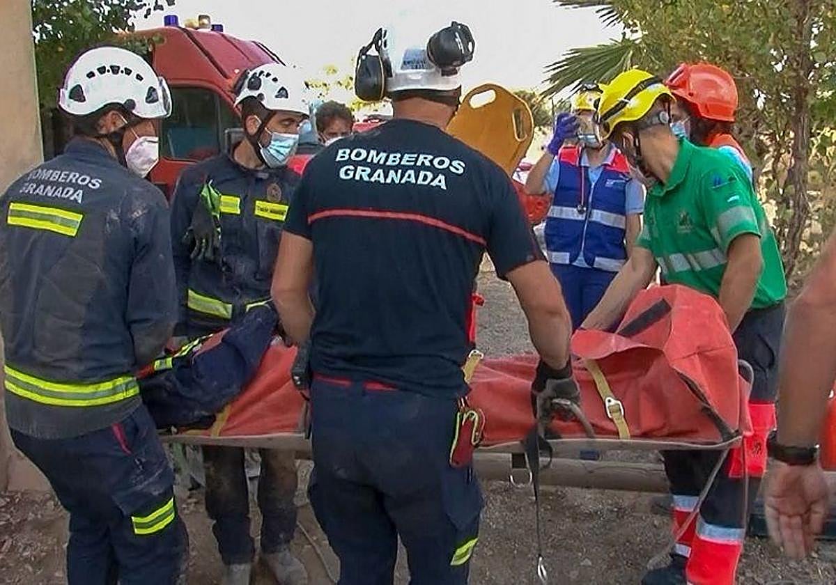 Imagen de archivo de una intervención de los Bomberos en Granada