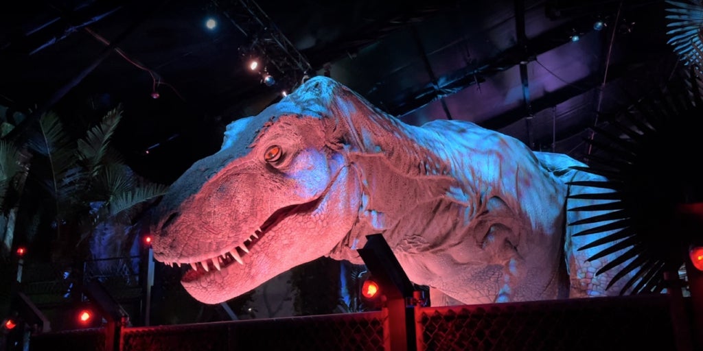 Los dinosaurios de 'Parque Jurásico' se quedan hasta el final del verano