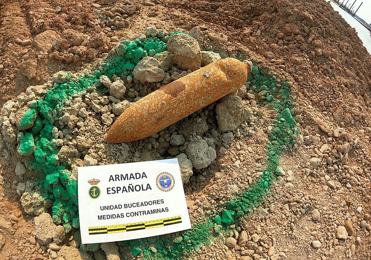 La Armada neutraliza una bomba de aviación con 5 kilos de TNT «intacto ...
