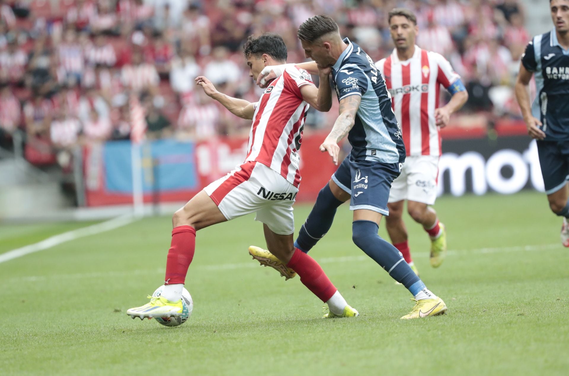 La derrota del Córdoba en Gijón, en imágenes